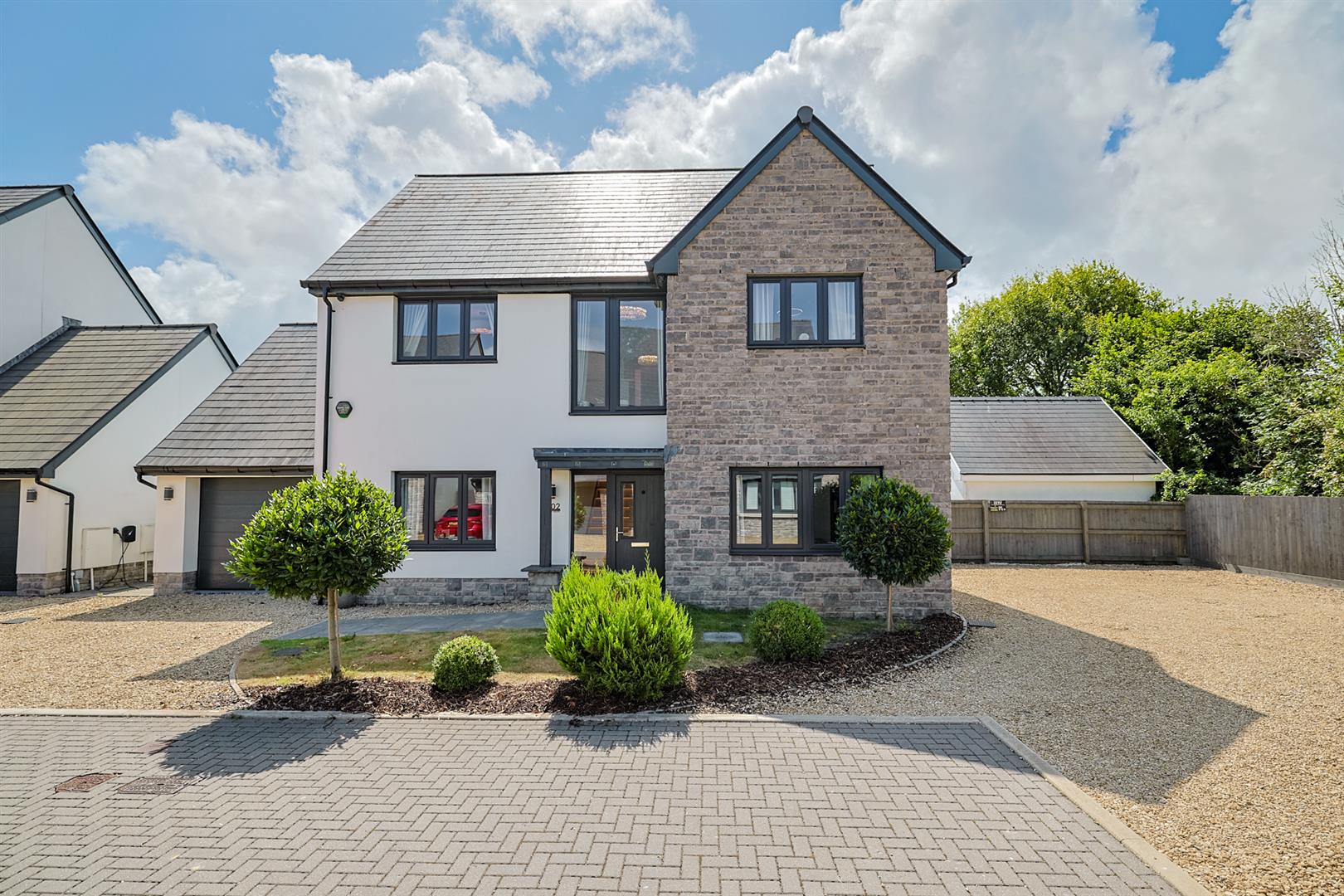 2 Beaumont Grove, Upper Killay, Swansea, SA2 7BJ